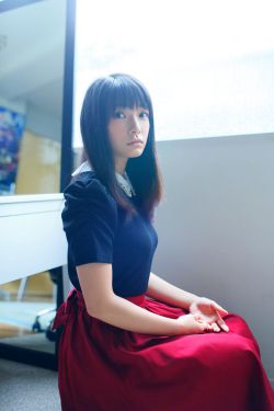 电车魔女1一4部完整视频